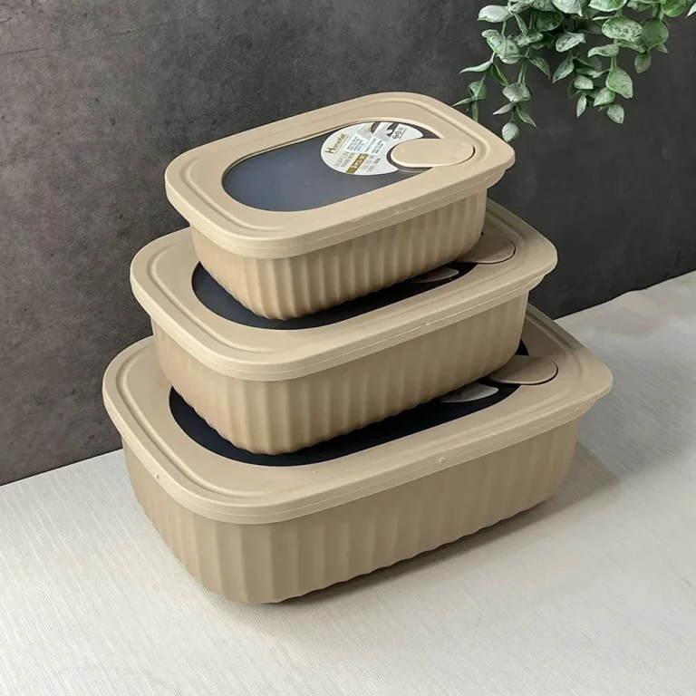 ظرف فریزری مناسب نگهداری و فریز کردن مواد غذایی با طراحی کاربردی و درب محافظ برای حفظ تازگی